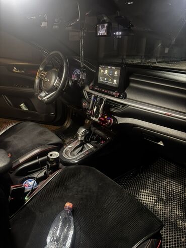 Kia: Kia K3: 2019 г., 1.6 л, Хэтчбэк — 12