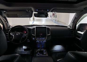 land: Toyota Land Cruiser: 2018 г., 5.7 л, Автомат, Бензин, Внедорожник — 8