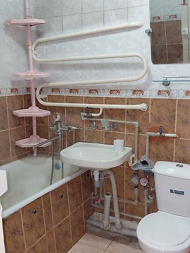 6 микрорайоне: 1 комната, 30 м², 6 мкр 104 серия, 4 этаж, Требуется ремонт — 8