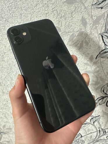 Apple iPhone: IPhone 11, Б/у, 64 ГБ, Черный, Зарядное устройство, Защитное стекло, Чехол, 76 %