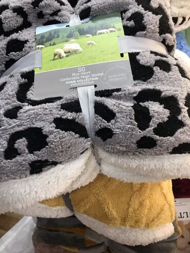 Одеяла и пледы: Плед, Новый, Все сезоны, Двусторонний, Плюшевый — 36