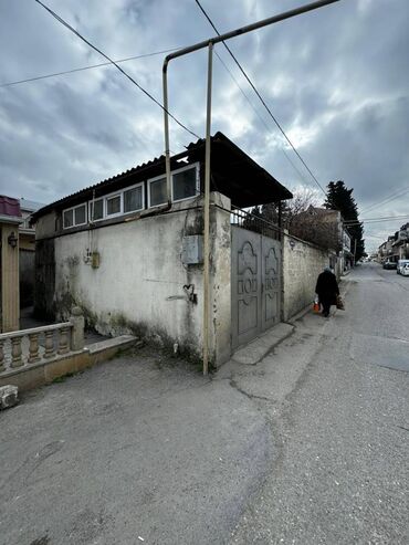 Həyət evləri və villaların satışı: M.Ə. Rəsulzadə qəs. 2 otaqlı, 85 kv. m, Kredit yoxdur, Orta təmir — 2