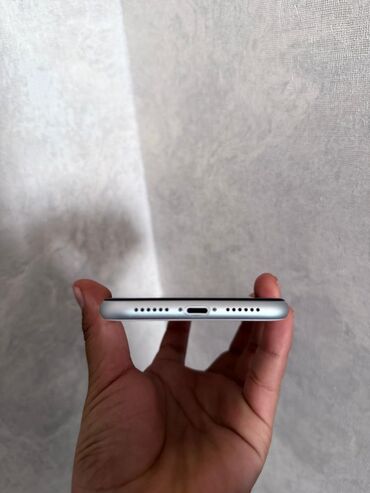 Apple iPhone: IPhone Xr, Б/у, 128 ГБ, Белый, Чехол, Коробка, 77 % — 11