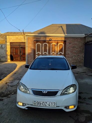 daewoo damas satisi: Daewoo Gentra: 1.5 l | 2014 il Sedan