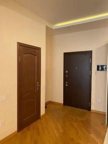 Uzunmüddətli kirayə mənzillər: Yasamal rayonu, 20 yanvar metrosu yaxınlığında,19 mərtəbəli binanın — 8