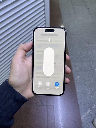 Apple iPhone: IPhone 15, Новый, 128 ГБ, Черный, Зарядное устройство, Защитное стекло, Чехол, 83 % — 4