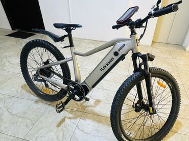 Elektrik velosipedlər: İşlənmiş Elektrik velosipedi 28", sürətlərin sayı: 7, 250 Vt, Ünvandan götürmə — 2