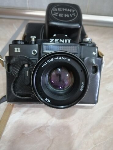 Foto və videokameralar: Zenit fotoaparatı. Razılaşma ilə satılır