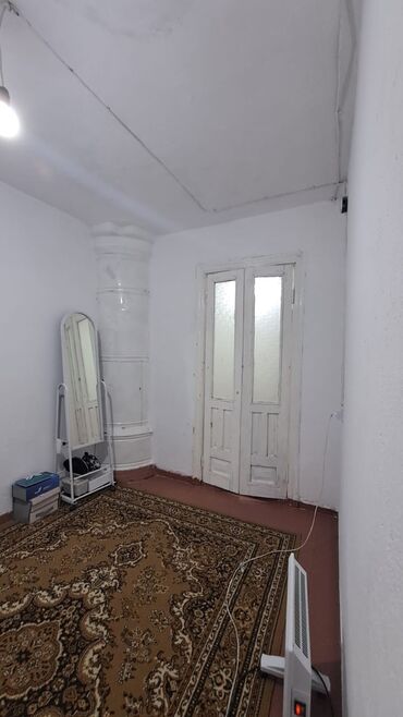 продается квартира в балыкчы: 3 комнаты, 52 м², 1 этаж, Косметический ремонт