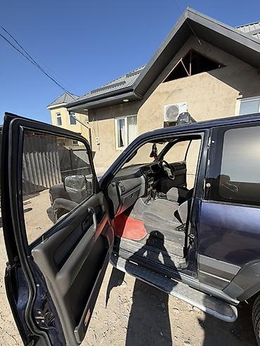 124 японец: Isuzu Bighorn: 1996 г., Автомат, Бензин, Внедорожник — 7