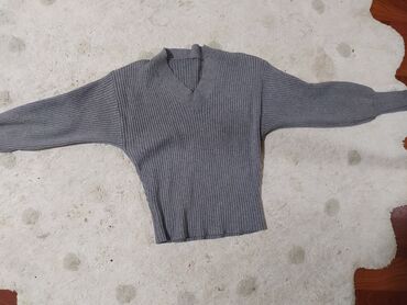 женские легкие свитера: Женский свитер 2XL (EU 44), 3XL (EU 46), 4XL (EU 48)
