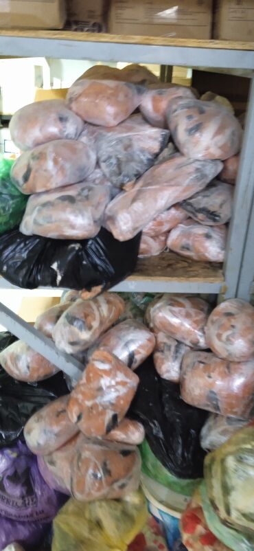 отходы для животных: Отходы рыбы курицы 10с за кг