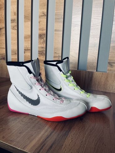 тактические берцы: Боксерские ботинки Nike Machomai 2 (высокие) - Цвет: белый с черным