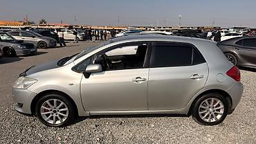 prius 2005: Toyota Auris: 2008 г., 1.4 л, Механика, Бензин, Хэтчбэк — 3
