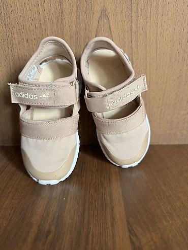 кийии: Детские сандалии adidas Originals - Цвет: бежевый (нюд) с белой — 1
