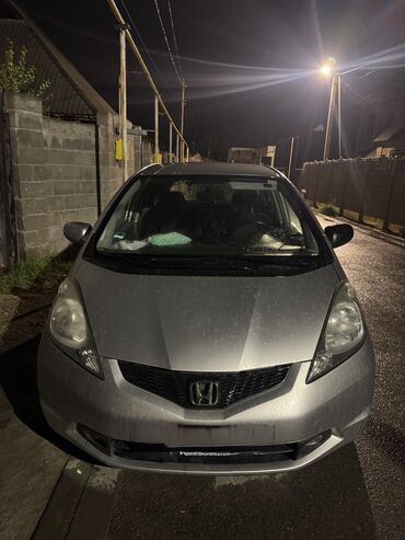 Honda: Honda Jazz: 2009 г., 1.4 л, Робот, Бензин, Хэтчбэк