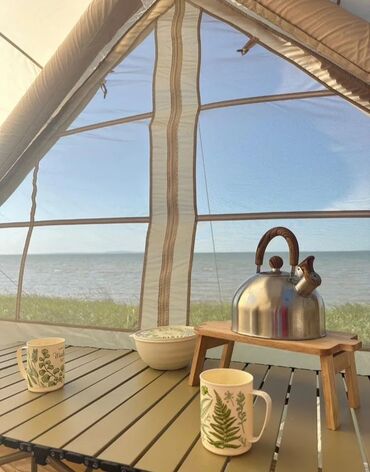 Палатки: Просторная туристическая палатка CW-4060-12 песочного цвета рассчитана — 14