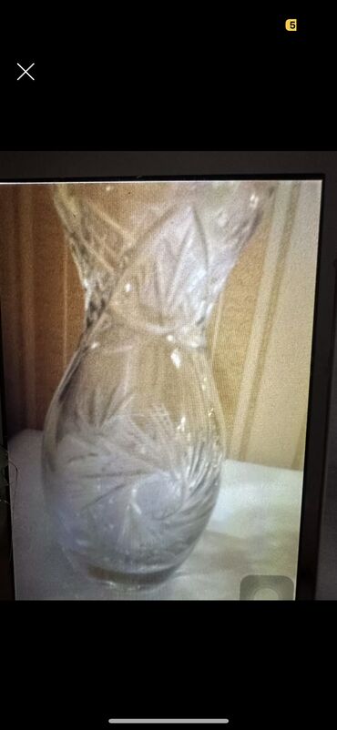 ваза напольная стеклянная высокая без узора: Ваза хрустальная новая Продаеться