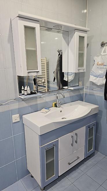 Dolablar: Moydadır 150₼. Ünvan Sumqayıt. 9130. 99 — 1