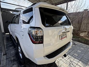 Toyota: Toyota 4Runner: 2021 г., 4 л, Типтроник, Бензин, Внедорожник — 3