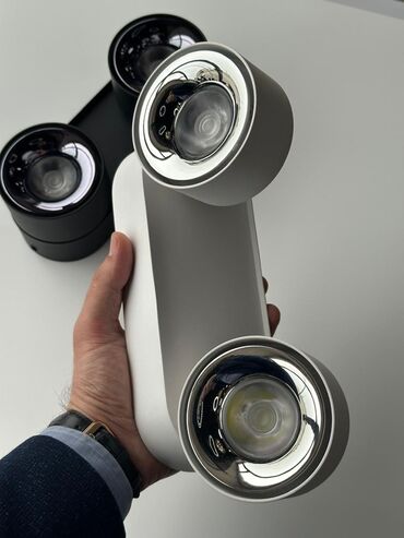 pulsuz panel: 360 dərəcə hərəkətli, 90 dərəcə dönə bilən, tavan üstü spotlar. 24w