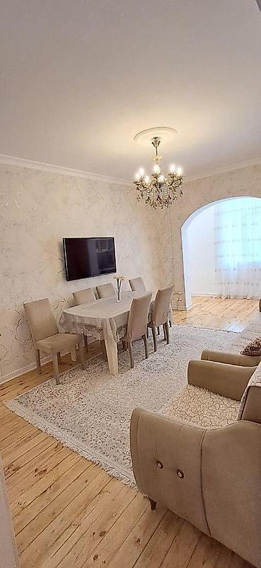 kreditle ev temiri eden sirketler: Bakı, 8-ci mikrorayon, 2 otaqlı, Köhnə tikili, m. Azadlıq Prospekti, 60 kv. m — 4