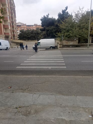 Ofislər: Salam İcarəyə verilir Məhəllələrin çıxışı Avtobus dayanacağı Mektebin -da lalafo.az — 4 Ofislər: Salam İcarəyə verilir Məhəllələrin çıxışı Avtobus dayanacağı Mektebin — 4