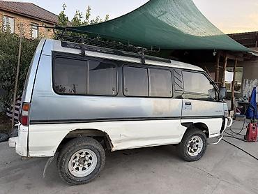 масло для авто: Mitsubishi Delica: 1989 г., 2.5 л, Дизель, Минивэн — 3