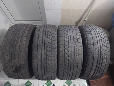 Шины: Шины 225 / 55 / R 17, Зима, Б/у, Комплект, Легковые, Япония, Bridgestone