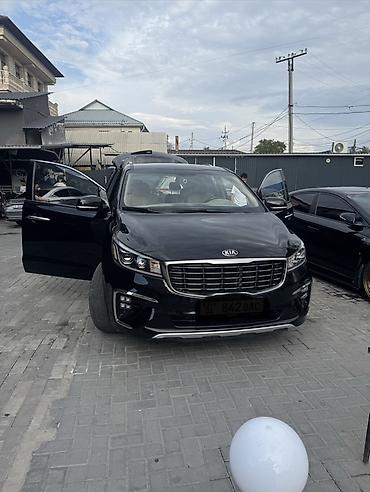 Kia Carnival: 2019 г., 2.2 л, Автомат, Дизель, Минивэн at lalafo.kg Kia Carnival: 2019 г., 2.2 л, Автомат, Дизель, Минивэн