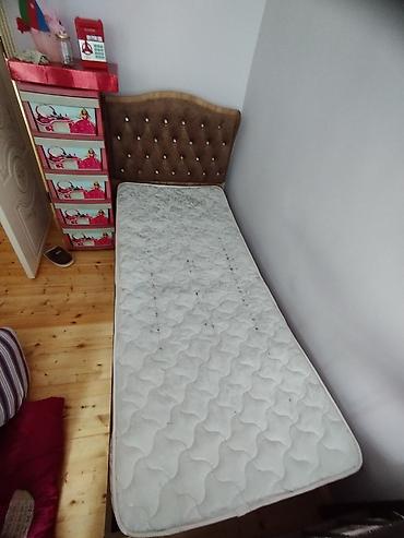 metbex divani satilir: İşlənmiş, Təknəfərlik çarpayı, Bazalı, Matras ilə, Siyirməsiz — 3
