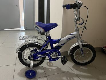 12 lik velosiped: Продается детский велосипед! Диаметр колёс 12 ( почти новый )
