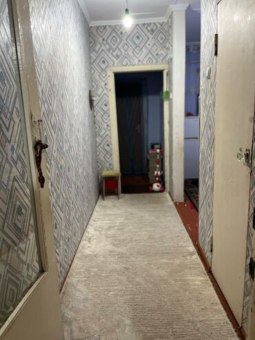 я ищу кв: 1 комната, 30 м², Малосемейка, 1 этаж, Косметический ремонт
