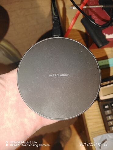 Punjači: Original Prvoklasni iz Inostranstva INDUKCIONI WIRELESS DISK — 7