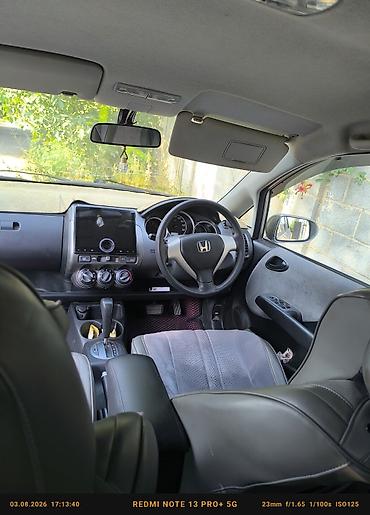 Продажа авто: Honda Fit: 2003 г., Автомат, Бензин, Хэтчбэк — 4