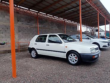 Volkswagen: Volkswagen Golf: 1994 г., 1.8 л, Механика, Бензин, Хэтчбэк — 9