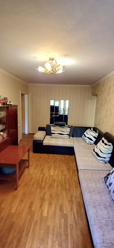квартира дома: 3 комнаты, 58 м², 104 серия, 2 этаж