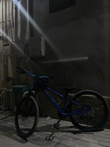 Şəhər velosipedləri: İşlənmiş Şəhər velosipedi 26", sürətlərin sayı: 21, Ödənişli çatdırılma, Ünvandan götürmə — 7