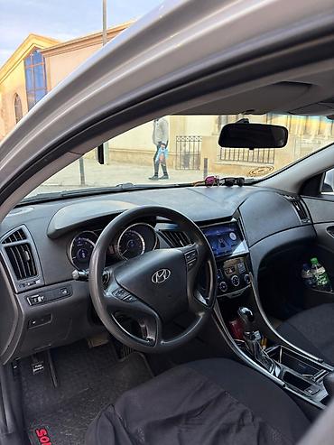 Hyundai: Hyundai Sonata: 2 l | 2013 il Sedan — 19