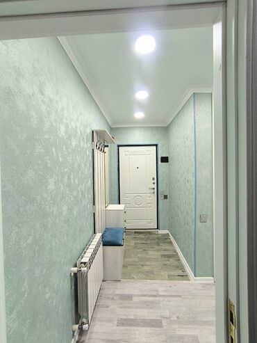 Uzunmüddətli kirayə mənzillər: 11-ci mikrorayonda, 5 mərtəbəli binanın 4-cü mərtəbəsində yerləşən — 2