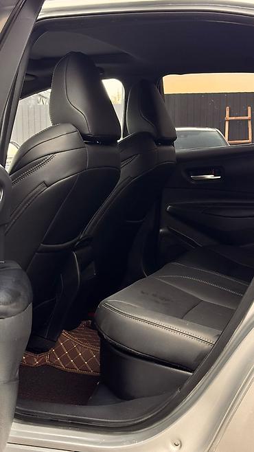 Продажа авто: Toyota Corolla: 2019 г., 1.8 л, Автомат, Гибрид, Седан — 9