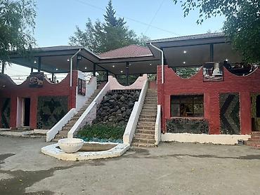 аренда гараж: İki mərtəbəli açıq terraslı ictimai-iaşə obyekti - Geniş həyət və — 4