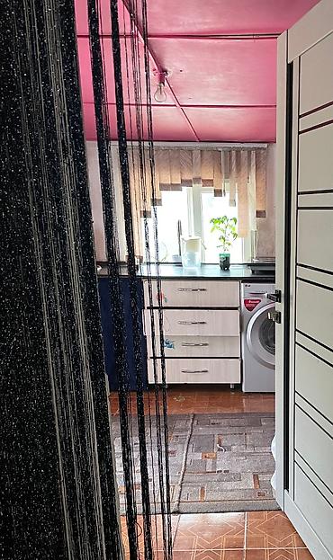 Продажа коттеджей и домов: СрочноПродается домна очень уютномтииихом переулкев маленьком — 10