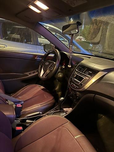 хрнда фит: Hyundai Solaris: 2014 г., 1.4 л, Автомат, Бензин, Седан — 2