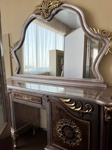 Qonaq otağı dəstləri: Yeni, Kreslolar, Divan, Dolab, Azərbaycan -da lalafo.az — 16 Qonaq otağı dəstləri: Yeni, Kreslolar, Divan, Dolab, Azərbaycan — 16