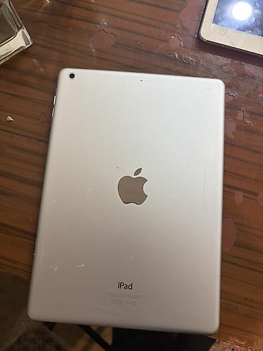 j6 2017: Ekrani islekdi indi sonub yanmir batareyasina gore Apple iPad (gümüş — 3