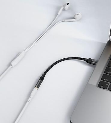 аудио штекер: Это аудиоконвертер ACEFAST J12 USB-C на 3.5 мм. Преобразует цифровой — 5
