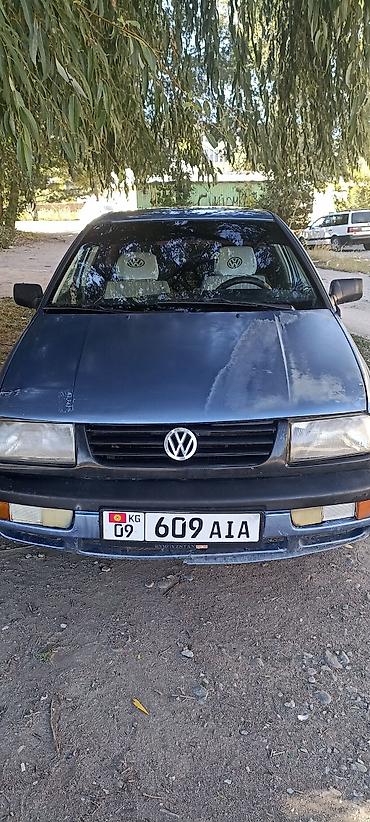 Volkswagen: Volkswagen Vento: 1993 г., 1.8 л, Механика, Бензин, Седан — 2