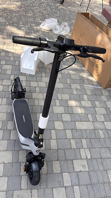 elektron velo: Şəhər üçün elektrik skuter - Rəng: qara/gümüş - Geniş, sürüşməyən — 1