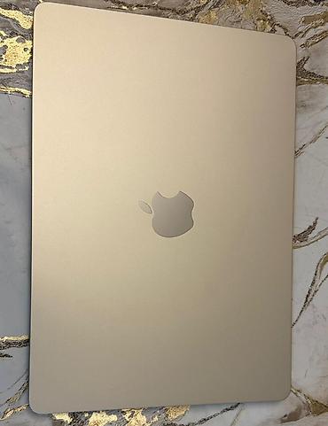 Apple MacBook: Apple MacBook (qızılı rəng) Xüsusiyyətlər: - 13.6" Liquid Retina — 2